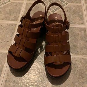 Brown heeled sandal